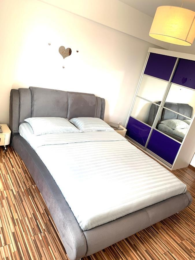 Sunny Central Apartments Suceava Buitenkant foto